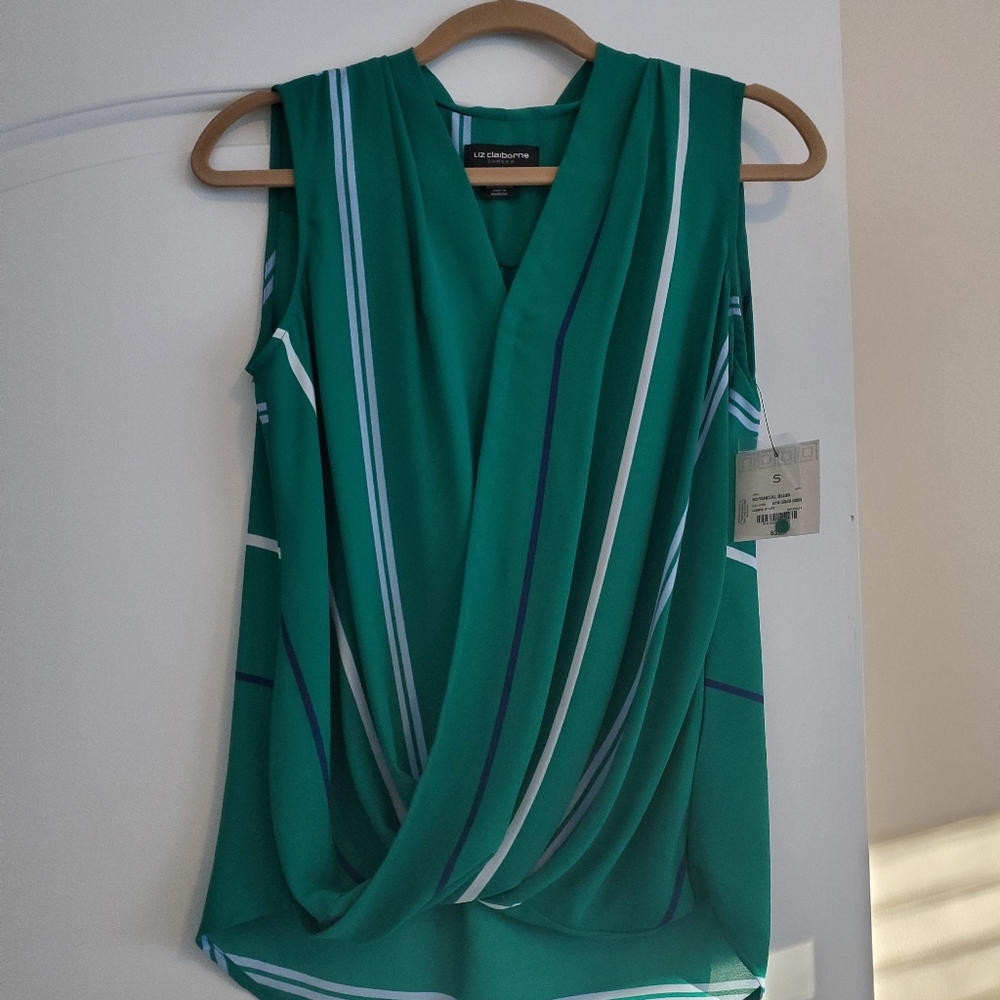 NWT Liz Claiborne sleeveless blouse